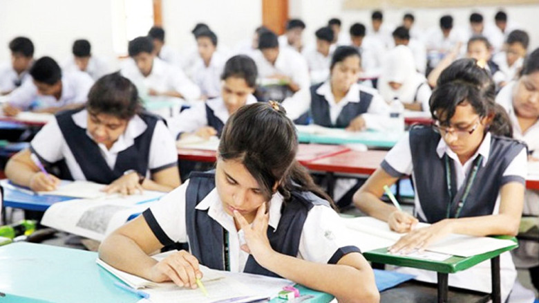 এইচএসসির সময়সূচি নিয়ে জরুরি সতর্ক বার্তা