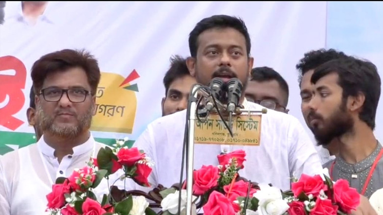 গণভোটের বিরুদ্ধে গিয়ে বিএনপি শেখ হাসিনার সংবিধান বাস্তবায়নে 