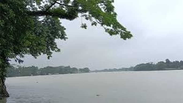 সুনামগঞ্জে নদ-নদীর পানি কমছে, আপাতত বন্যার শঙ্কা নেই