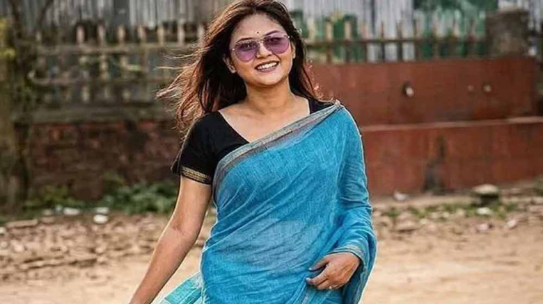 একাধিক ফেসবুক আইডি থেকে হেনস্তার শিকার শিক্ষক বিউটি পাল