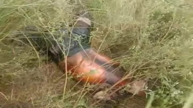 চাঁপাইনবাবগঞ্জে রেললাইনের পাশে অর্ধগলিত মরদেহ উদ্ধার