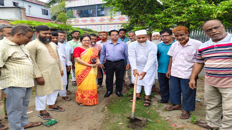 নাচোল পৌরসভার উন্নয়ন কাজের উদ্বোধন করলেন এমপি ড.মিজানুর