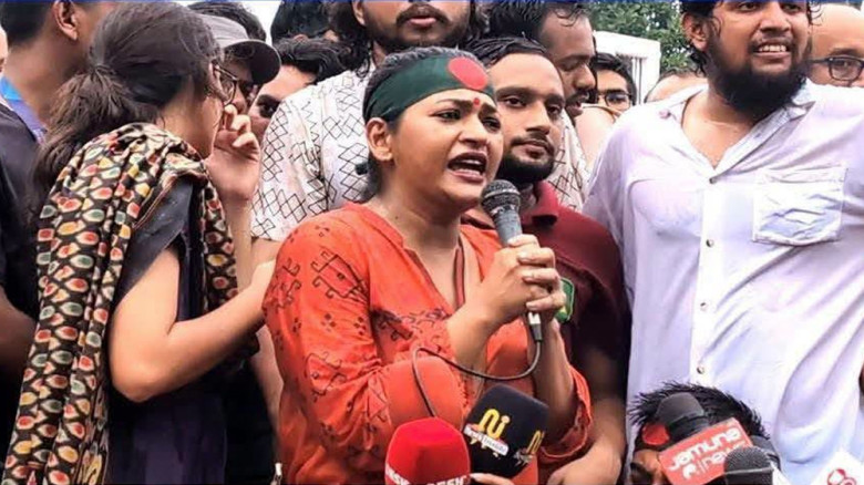 ‘ছাত্র-ছাত্রীদের আমি চিরকাল স্যালুট জানাব’, জুলাই স্মরণে বাঁ