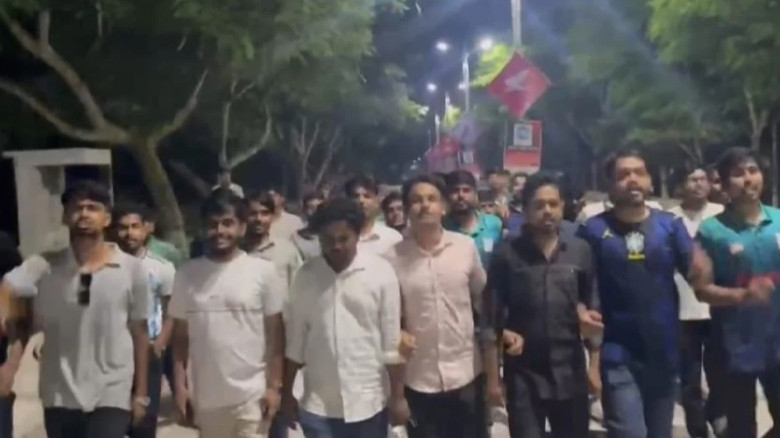 ‘ভারত যদি বন্ধু হও হাসিনাকে ফেরত দাও’