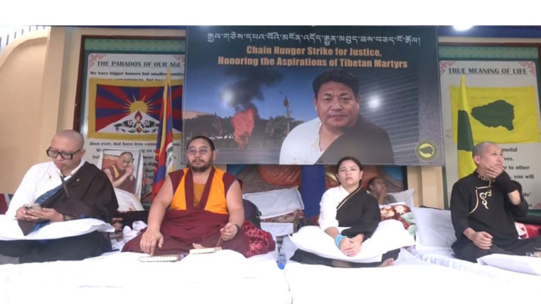 চীনা আইনের বিরুদ্ধে অনশন, যোগ দিলেন তিব্বতের তিন নেতা