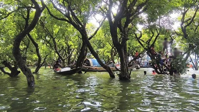 টাঙ্গুয়ার হাওরে গোসলে নেমে পর্যটকের মৃত্যু