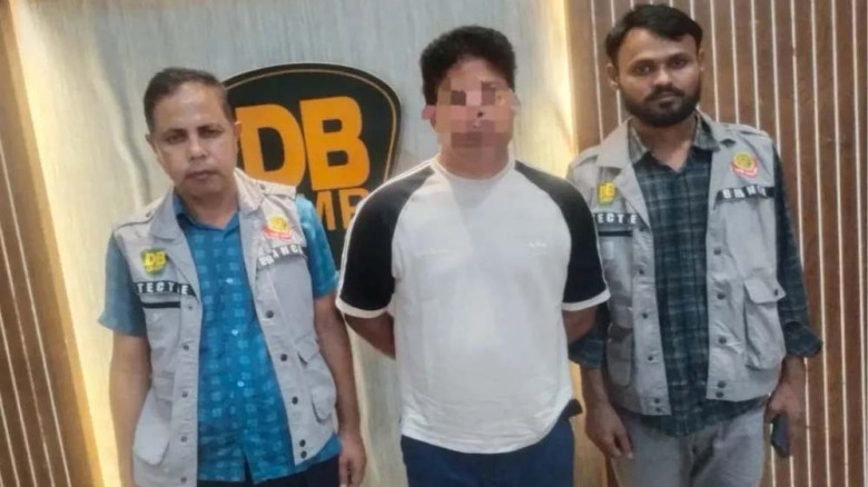 বিমানবন্দর থেকে বড় সাজ্জাদের ফুফাতো ভাই আটক