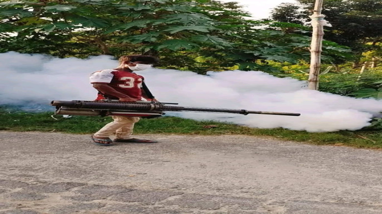 পুঠিয়ায় মানবিক কাজ করে প্রশংসায় শিবু দাশ