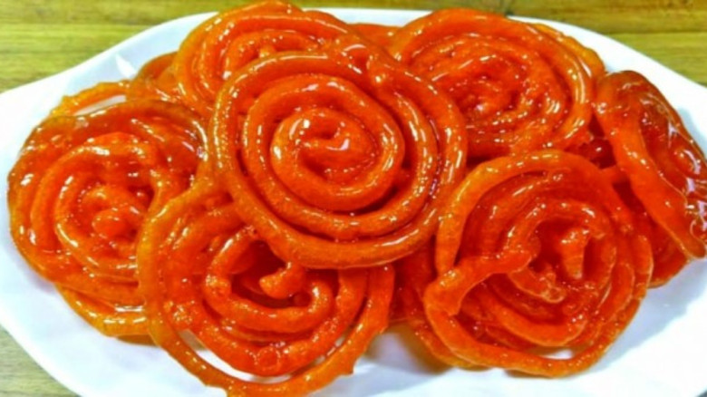 জিলাপির ইতিহাস জানেন, কোথা থেকে এলো এই মিষ্টি