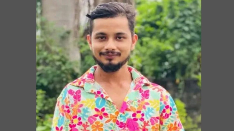 চুরি করতে গিয়ে ছাত্রলীগকর্মী আটক, পুলিশে দিলেন স্থানীয়রা