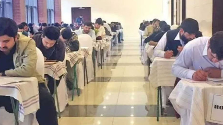 আফগান শিক্ষার্থীদের মেডিকেল-ডেন্টাল পড়াশোনা বন্ধ পাকিস্তানে