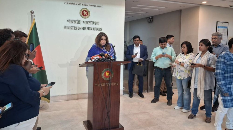 রোহিঙ্গা ফেরাতে আন্তর্জাতিক চাপ জোরদার করছে সরকার